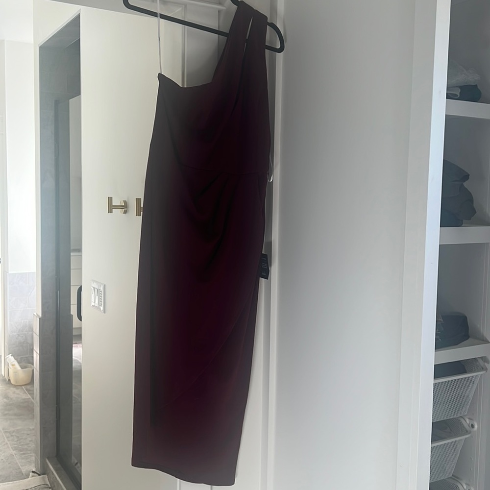 Cocktail dress, one shoulder, maroon